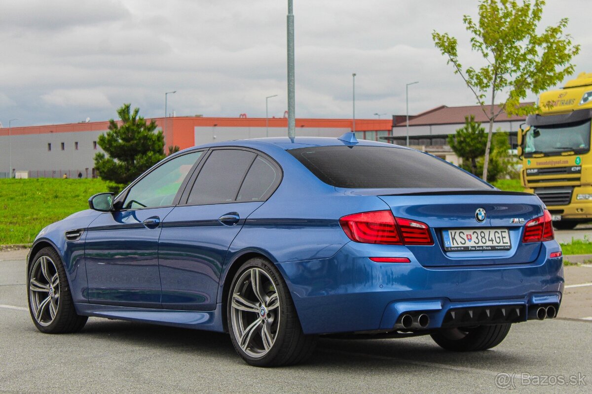 BMW M5 foto 5