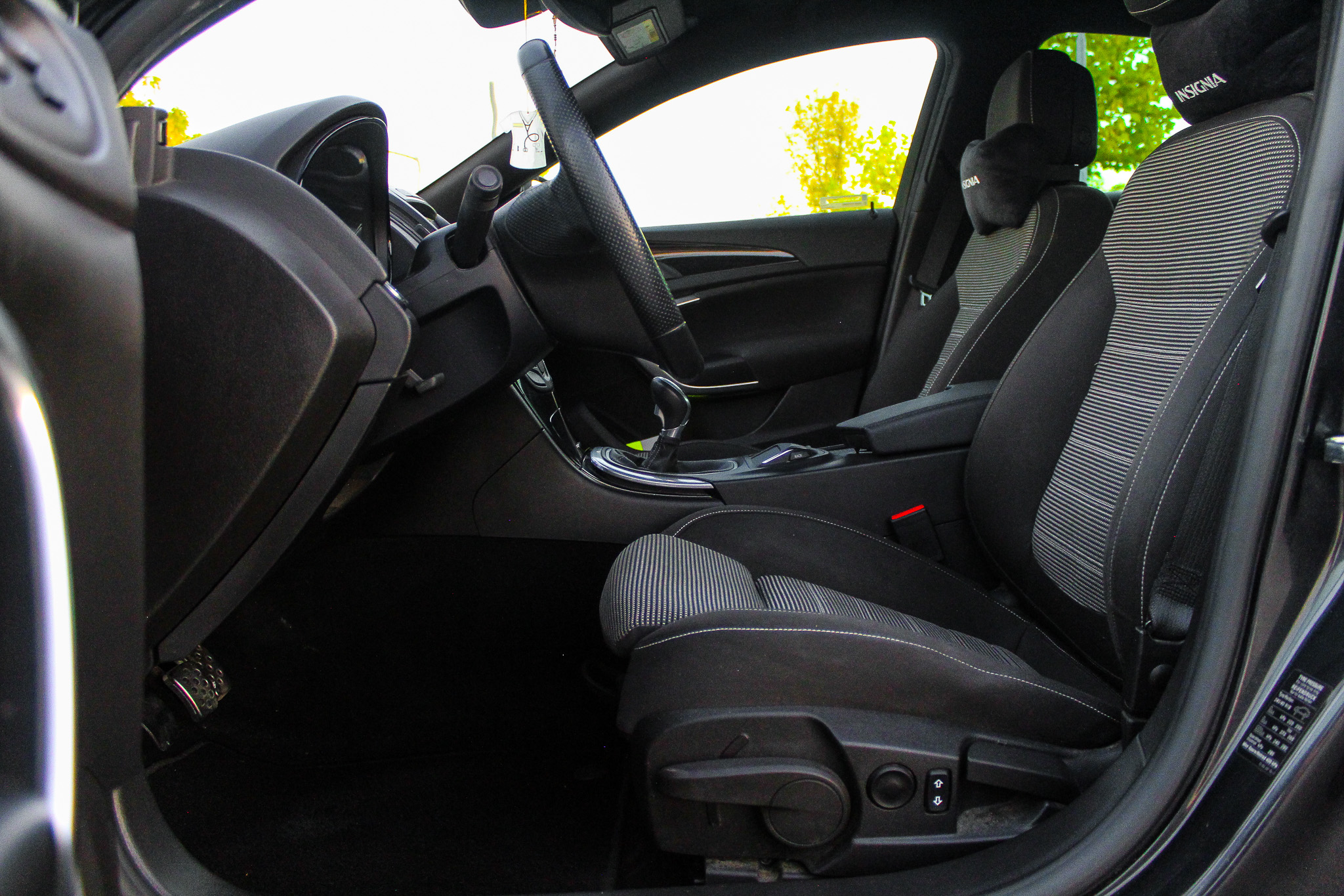 Opel Insignia – fotografia 10